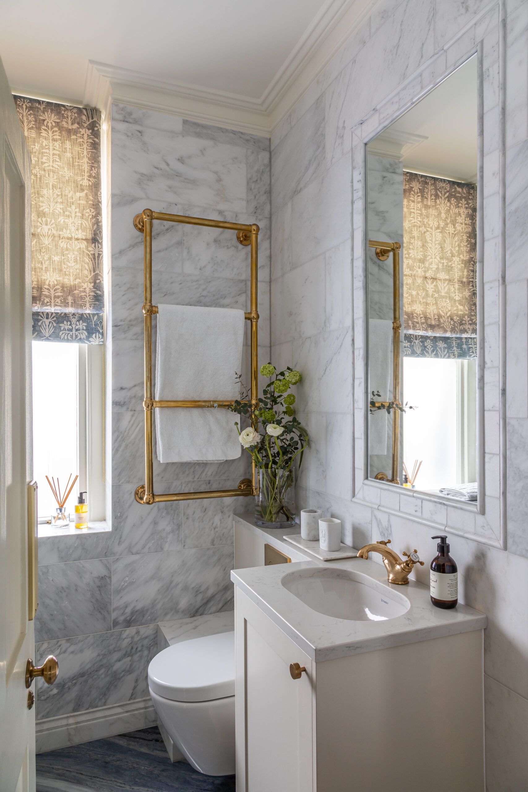 Detail of a guest bathroom in a character flat